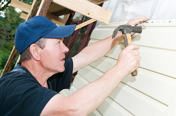 Best Attic Cleanout  in Forestville, CA